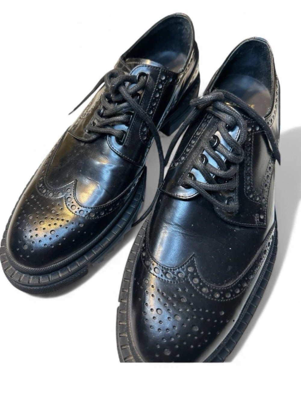 Versace Men’s Leather Oxford Dress Shoes
